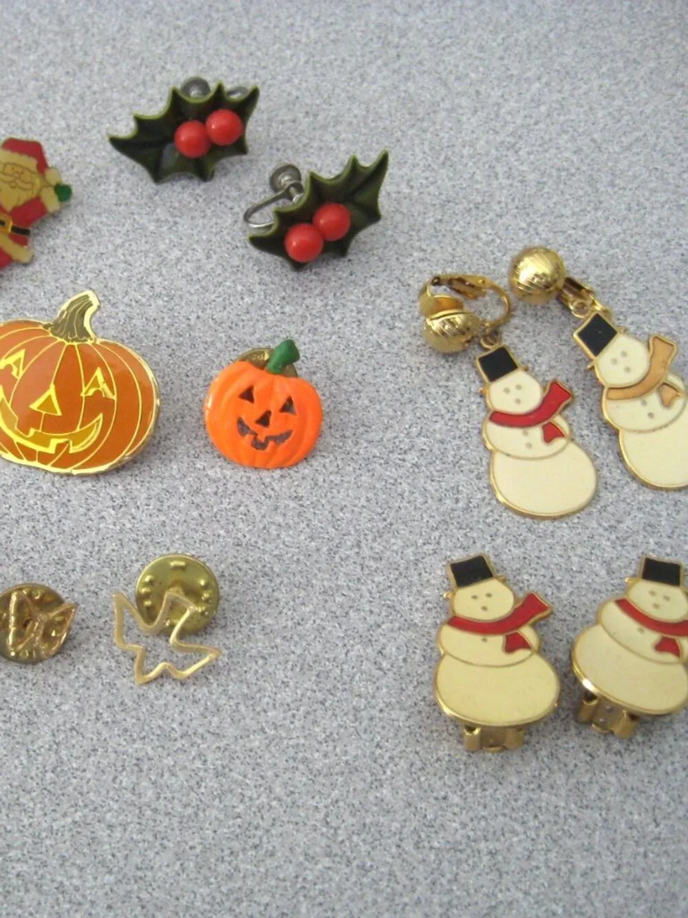 14 PIECES HOLIDAY JEWELRY-2 HALLOWEEN PINS, 7 CHRISTMAS EARRINGS, PINS, 5 ANGELS